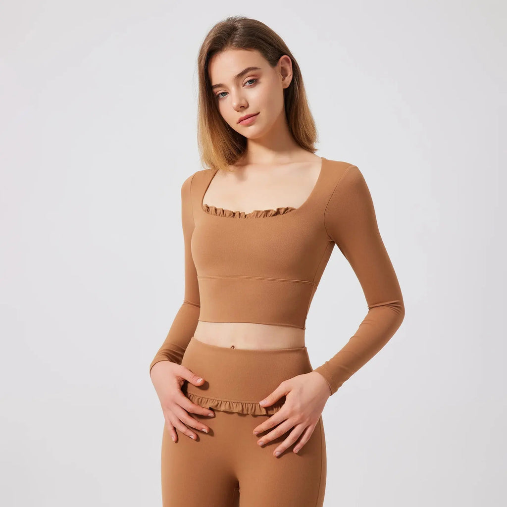 Ensemble de Yoga Femme en Dentelle Col Carré - Top à Manches Longues et Pantalon Évasé