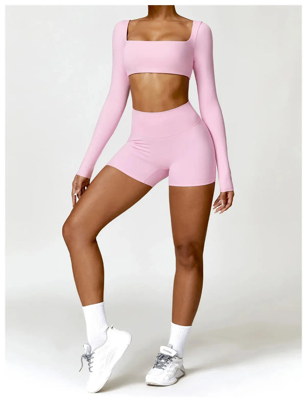 Ensemble Sport Femme 2 Pièces - Soutien-Gorge à Manches Longues et Short Taille Haute - 004