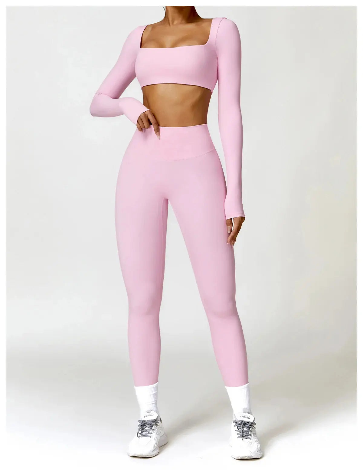 Ensemble Sport Femme 2 Pièces - Soutien-Gorge à Manches Longues et Short Taille Haute - 004