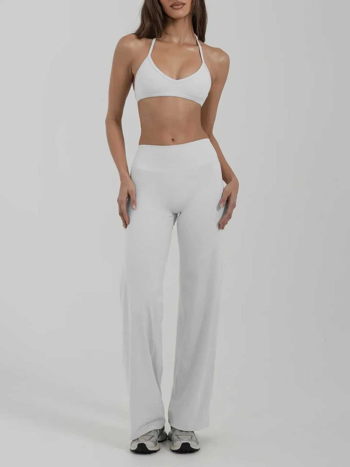 Ensemble Fitness Femme Dos Nu - Soutien-Gorge à Bretelles Licou et Legging Évasé