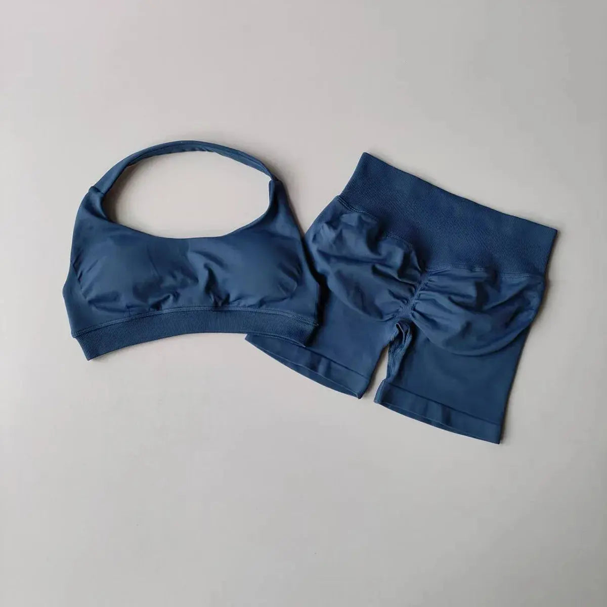 Ensemble Sport Femme 2 Pièces - Soutien-Gorge Col Halter Sans Manches et Short Taille Haute - TZ606