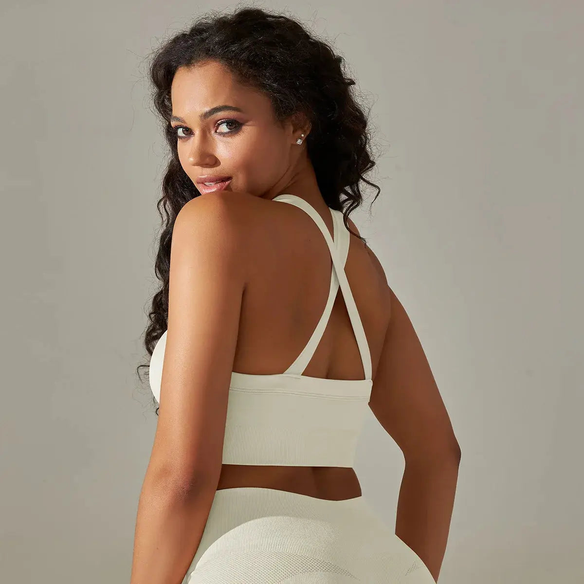 Soutien-Gorge de Sport Femme Sans Couture à Bretelles Croisées - 6606