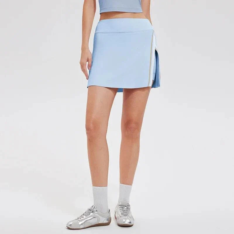 Ensemble Ace femme débardeur et jupe-short sport respirant en nylon et élasthanne ajusté pour yoga et fitness
